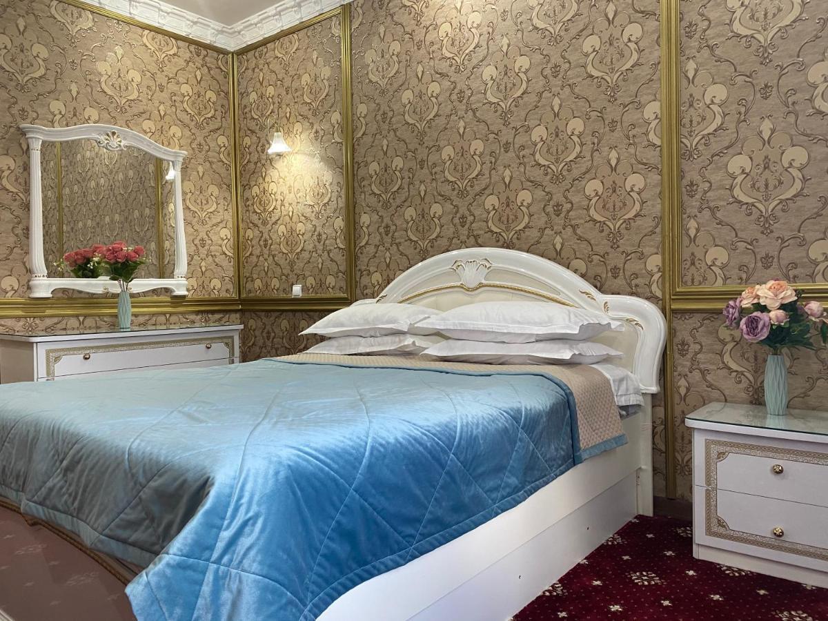 Lion Hotel Astana Buitenkant foto