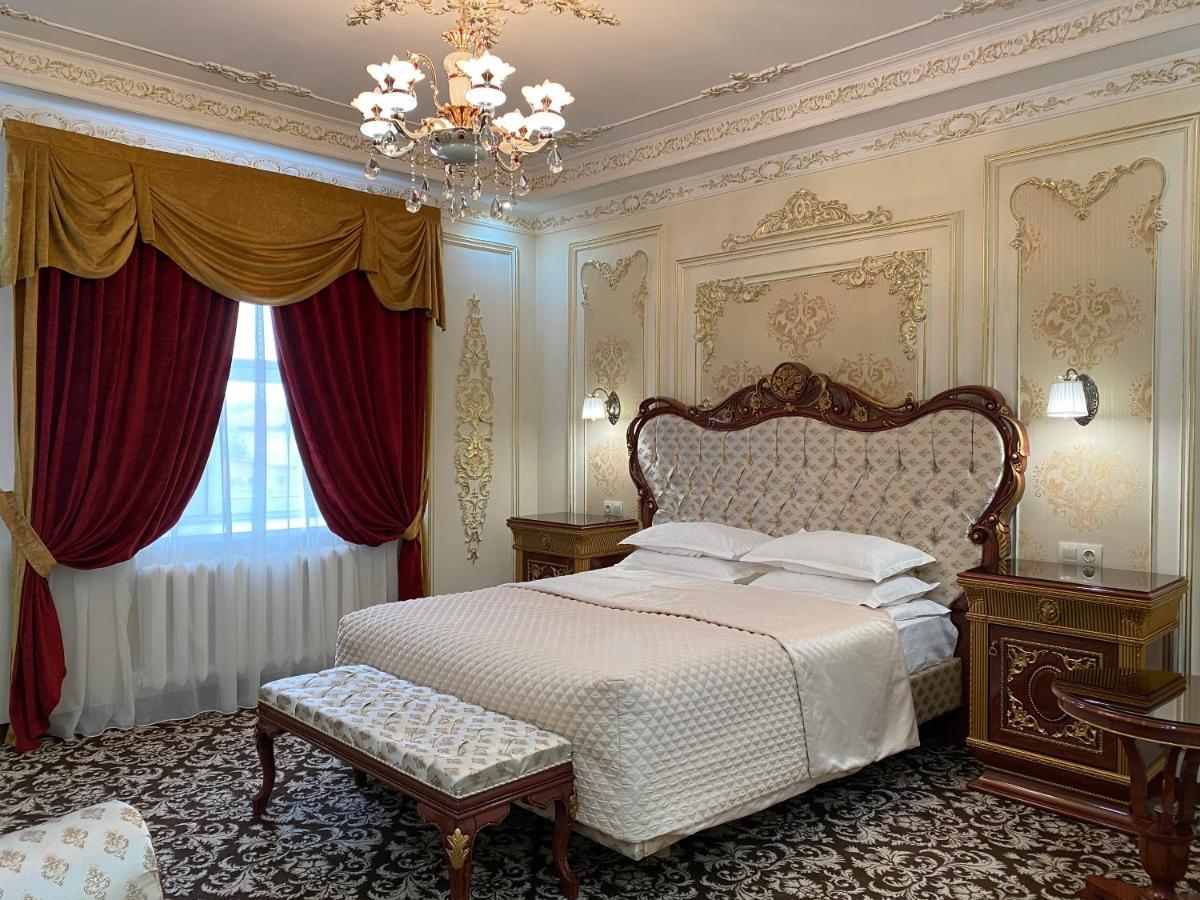 Lion Hotel Astana Buitenkant foto