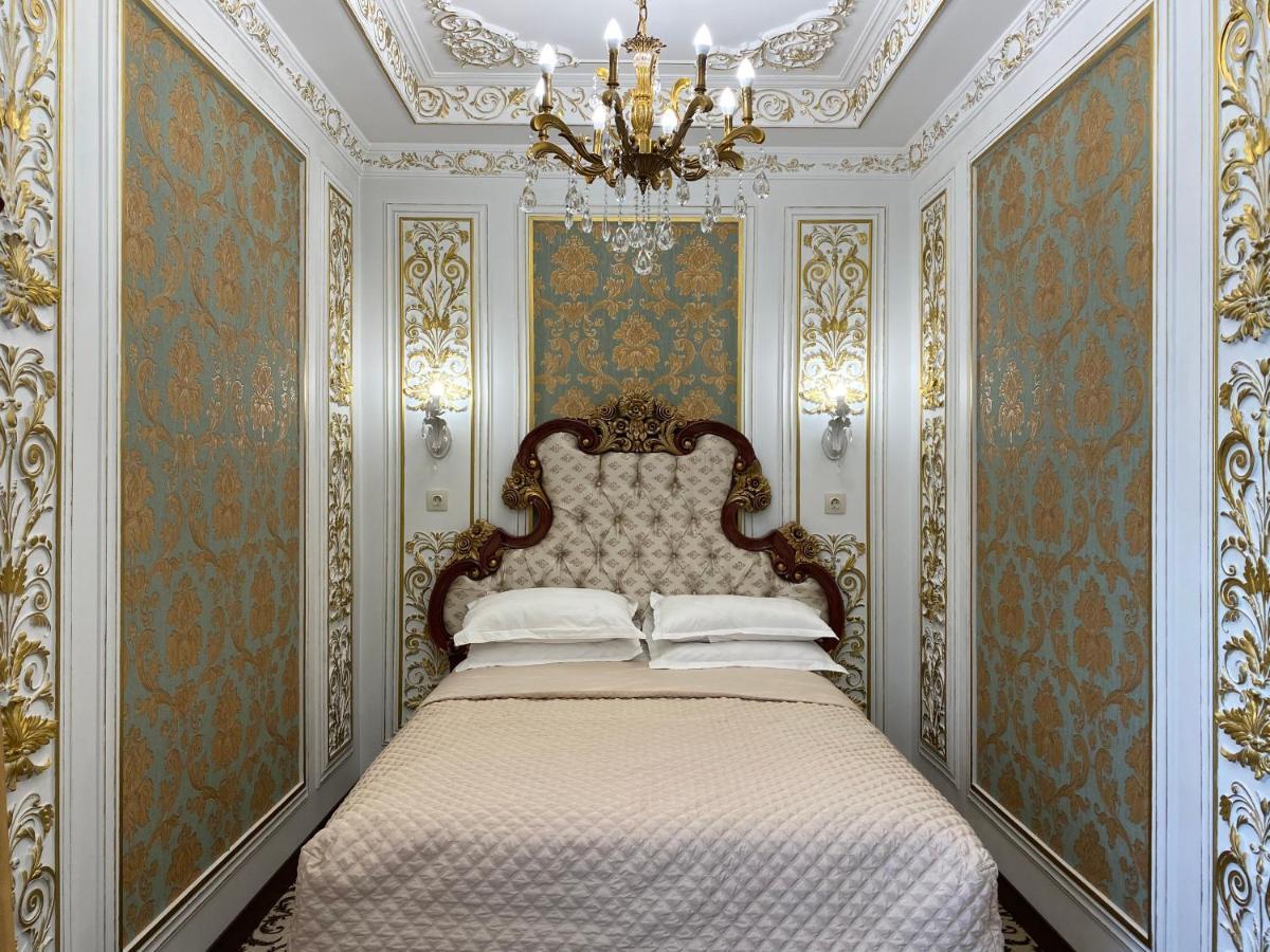 Lion Hotel Astana Buitenkant foto