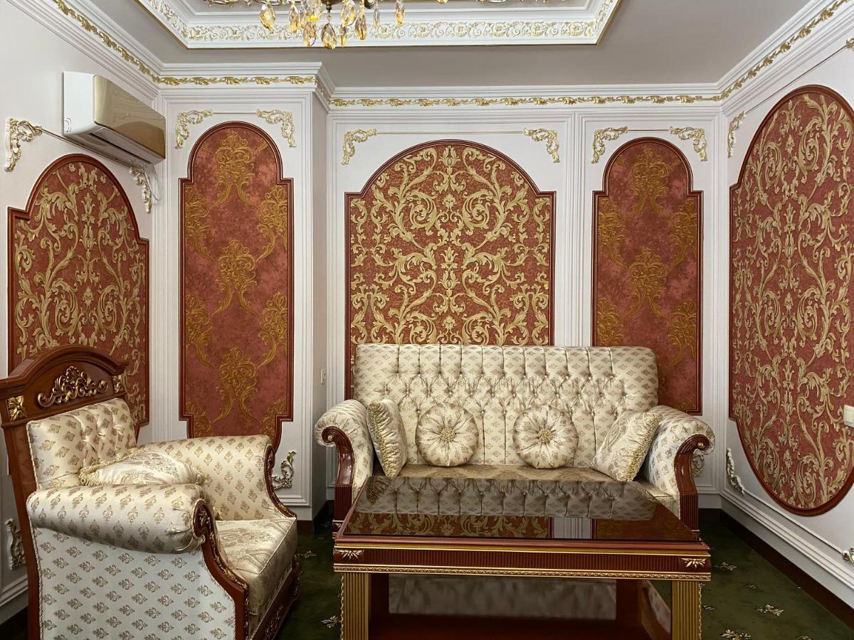 Lion Hotel Astana Buitenkant foto