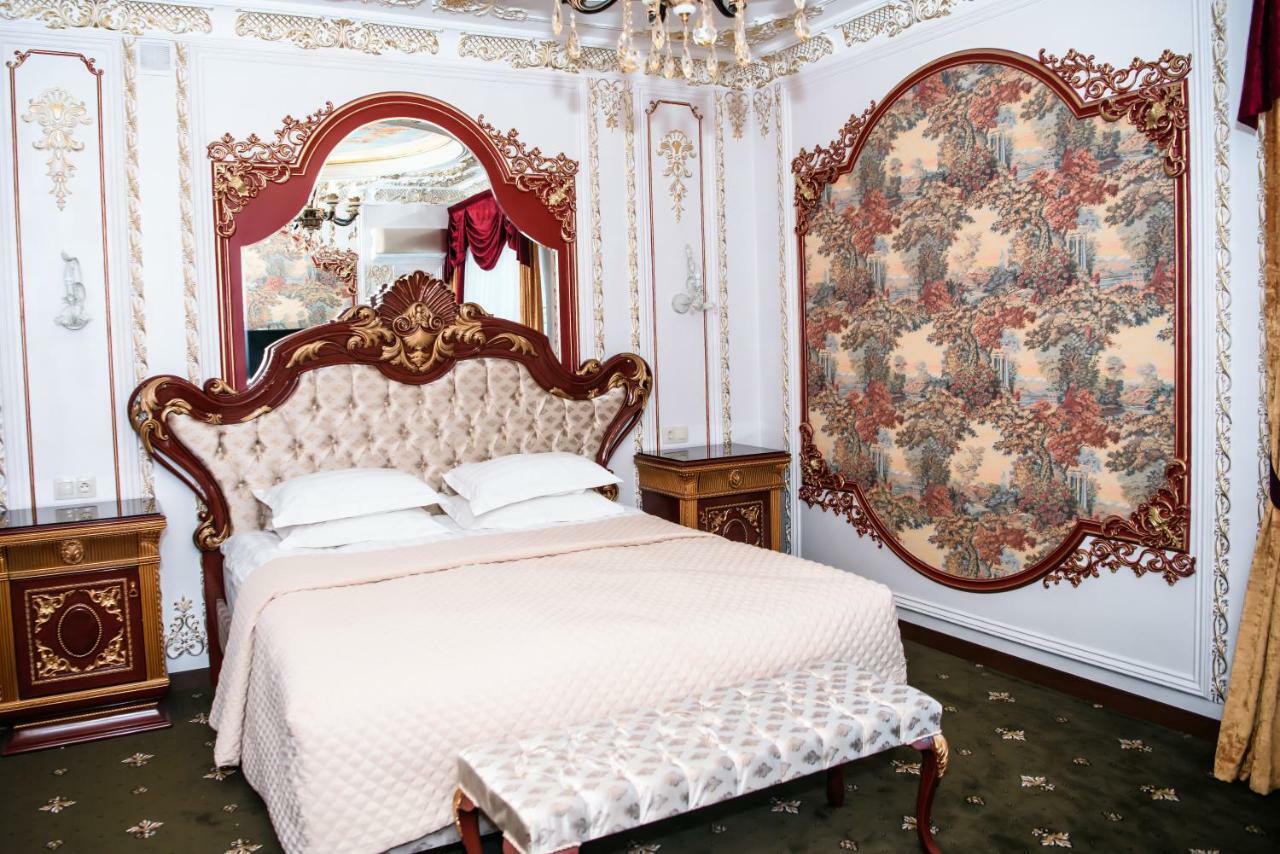 Lion Hotel Astana Buitenkant foto